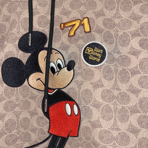 NEW 2022 DISNEY X COACH SIGNATURE 50TH ANNIVERSARY HOODIE JACKET SHIRT MICKEY - Picture 4 of 9